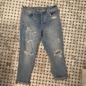 American eagle tomgirl jeans